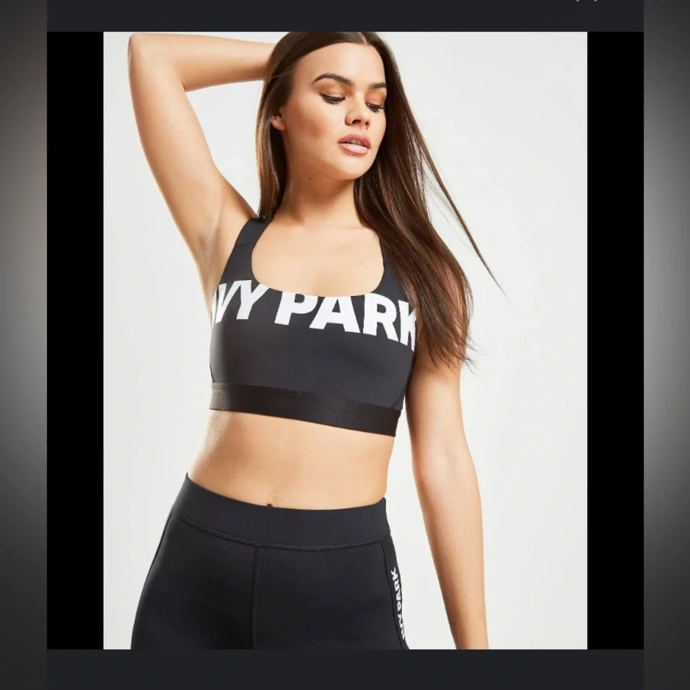 IVY PARK Black and White Sports Bra - Picture 2 of 7